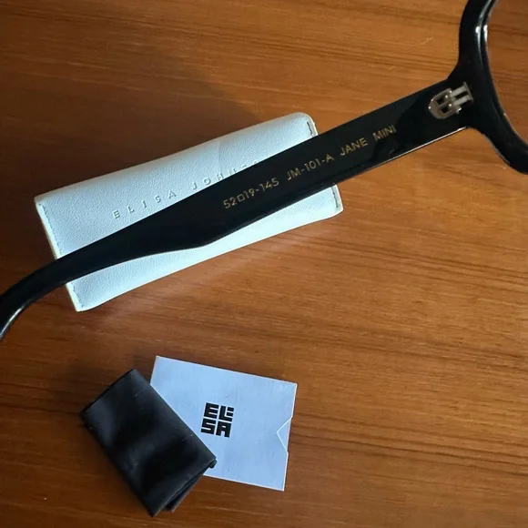 Elisa Johnson Jane mini Black Sunglasses - Picture 4 of 8